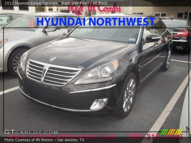 2012 Hyundai Equus Signature in Black Noir Pearl