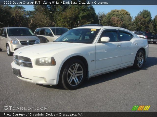 2006 Dodge Charger R/T in Stone White