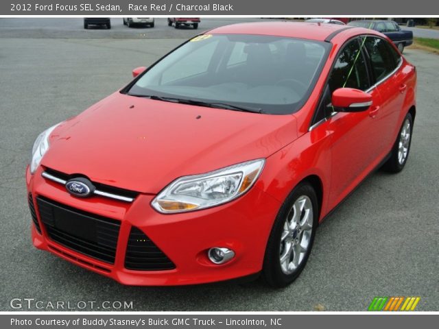 2012 Ford Focus SEL Sedan in Race Red