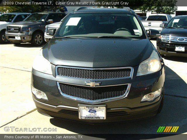 2009 Chevrolet Traverse LT in Cyber Gray Metallic