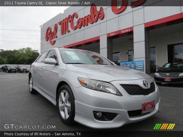 2011 Toyota Camry SE in Classic Silver Metallic