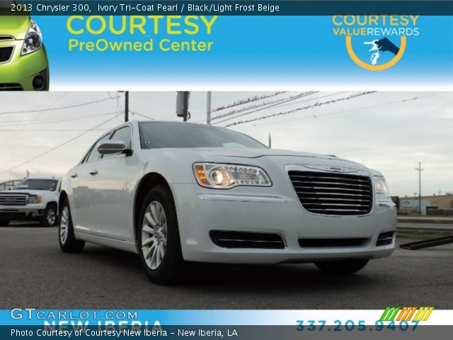 2013 Chrysler 300  in Ivory Tri-Coat Pearl