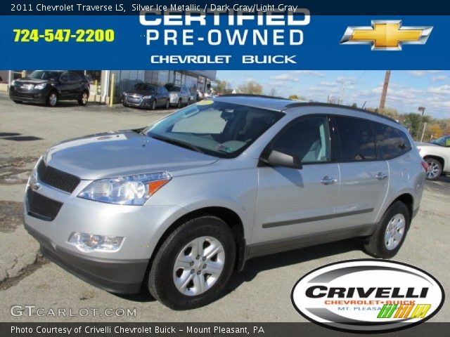 2011 Chevrolet Traverse LS in Silver Ice Metallic