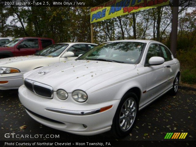 2003 Jaguar X-Type 2.5 in White Onyx