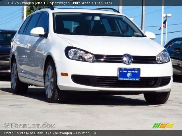 2014 Volkswagen Jetta TDI SportWagen in Pure White