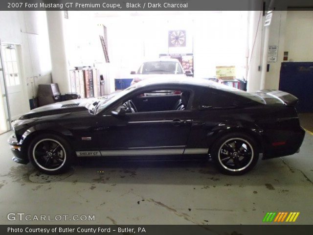 2007 Ford Mustang GT Premium Coupe in Black