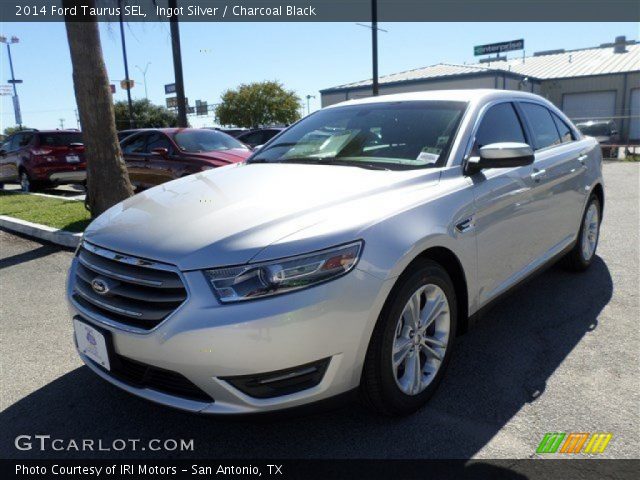 2014 Ford Taurus SEL in Ingot Silver