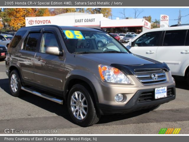 2005 Honda CR-V Special Edition 4WD in Sahara Sand Metallic