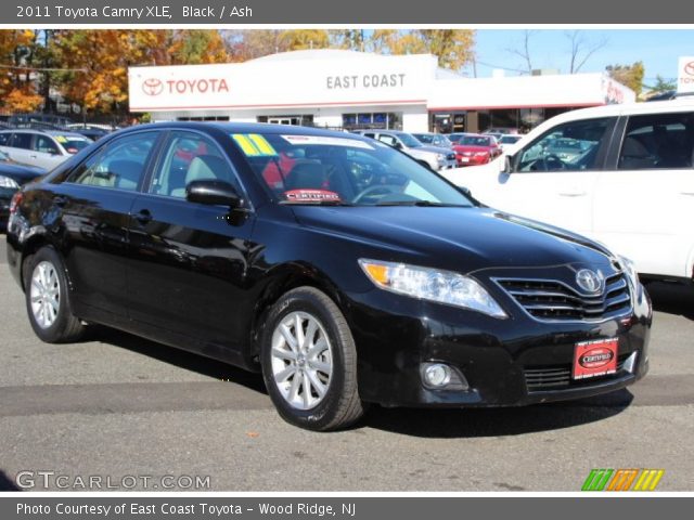 2011 Toyota Camry XLE in Black