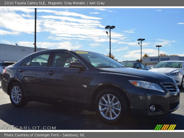 2010 Toyota Camry XLE in Magnetic Gray Metallic