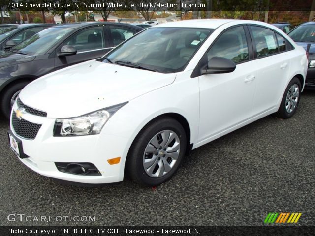 2014 Chevrolet Cruze LS in Summit White
