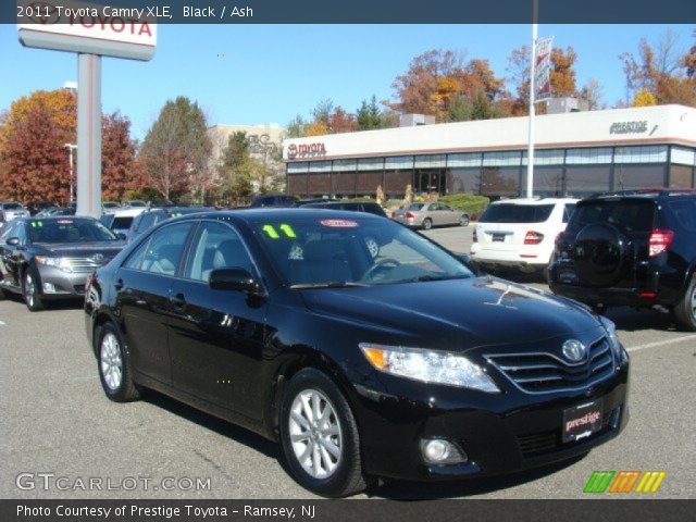 2011 Toyota Camry XLE in Black