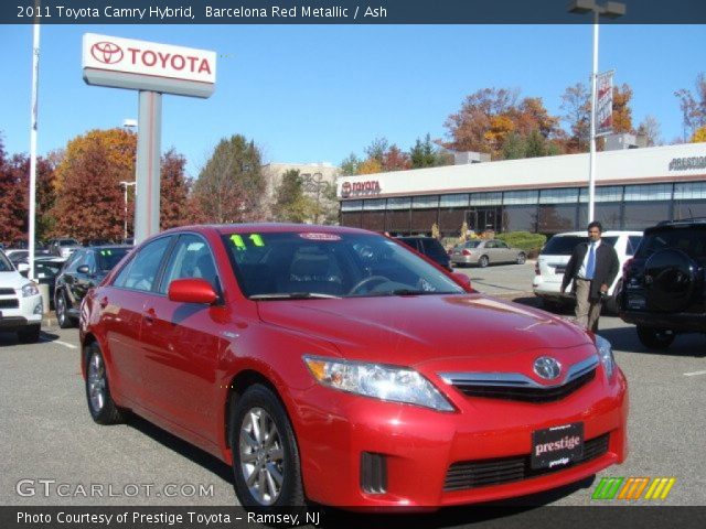 2011 Toyota Camry Hybrid in Barcelona Red Metallic