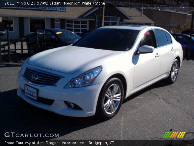 2011 Infiniti G 25 x AWD Sedan in Moonlight White