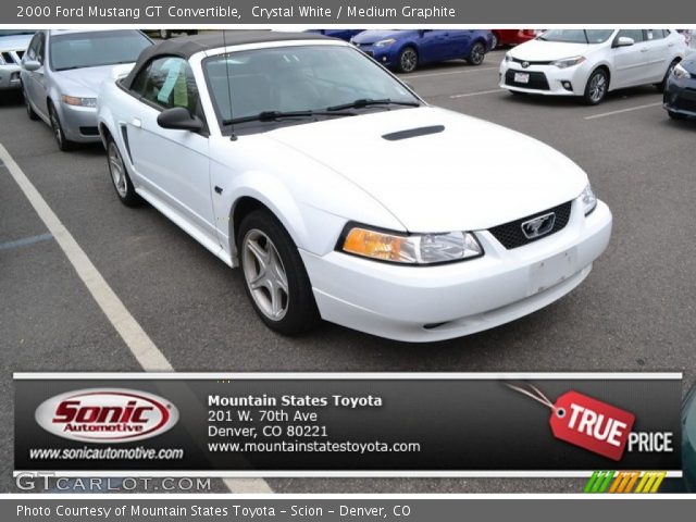 2000 Ford Mustang GT Convertible in Crystal White