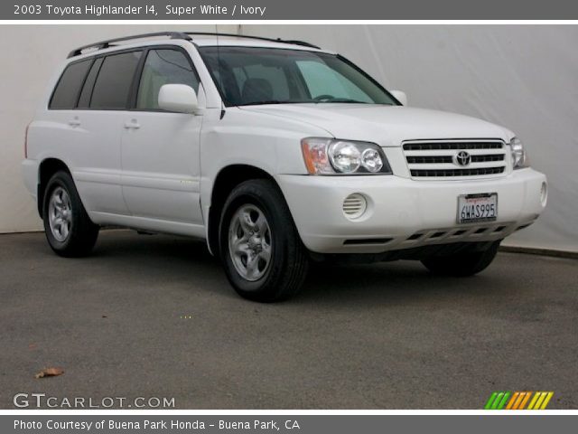 2003 Toyota Highlander I4 in Super White