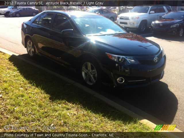 2012 Toyota Camry SE in Attitude Black Metallic
