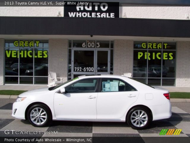 2013 Toyota Camry XLE V6 in Super White