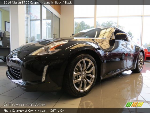 2014 Nissan 370Z Coupe in Magnetic Black