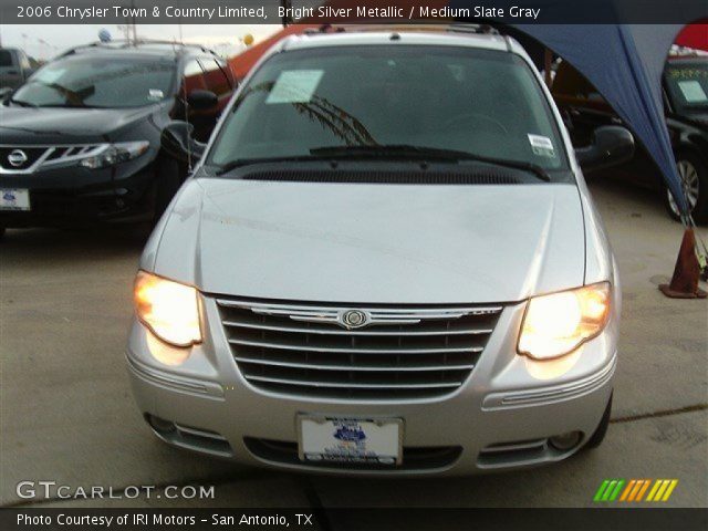 2006 Chrysler Town & Country Limited in Bright Silver Metallic