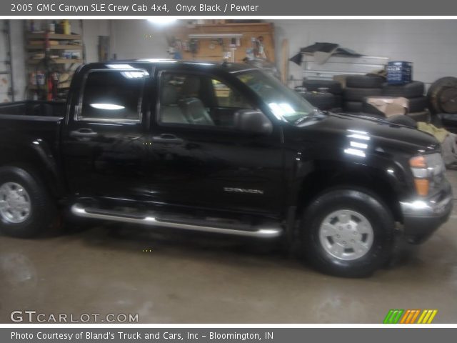 2005 GMC Canyon SLE Crew Cab 4x4 in Onyx Black