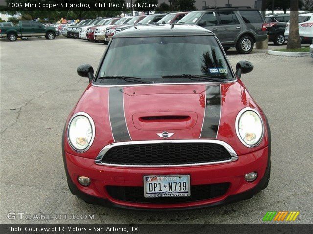 2009 Mini Cooper S Hardtop in Chili Red