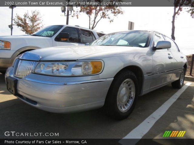 2002 Lincoln Town Car Executive in Silver Frost Metallic