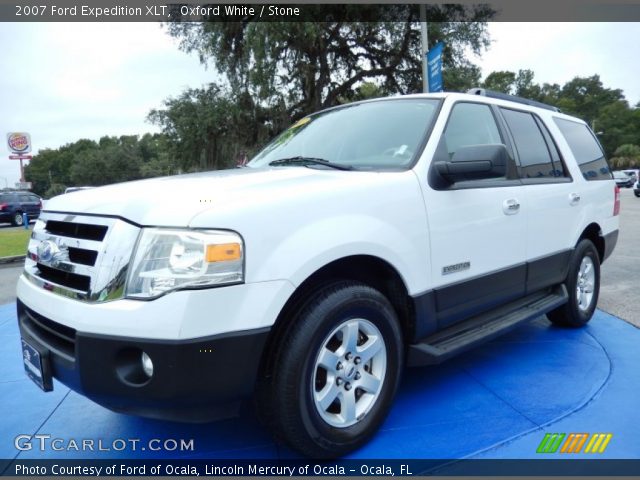 2007 Ford Expedition XLT in Oxford White