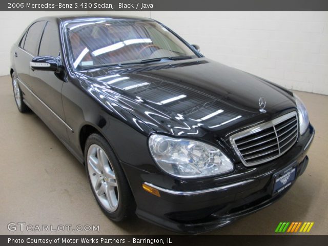 2006 Mercedes-Benz S 430 Sedan in Black