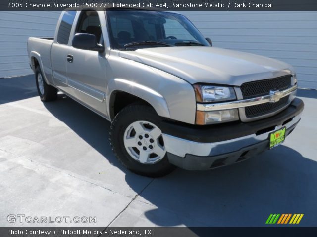 2005 Chevrolet Silverado 1500 Z71 Extended Cab 4x4 in Sandstone Metallic