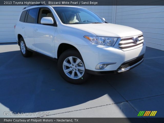 2013 Toyota Highlander V6 in Blizzard White Pearl