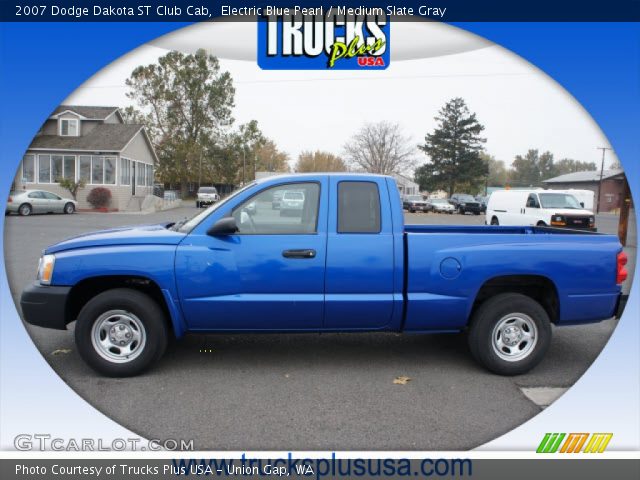 2007 Dodge Dakota ST Club Cab in Electric Blue Pearl