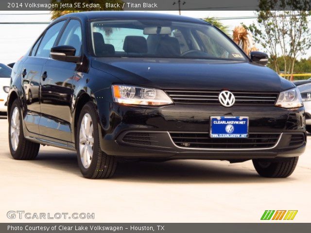 2014 Volkswagen Jetta SE Sedan in Black