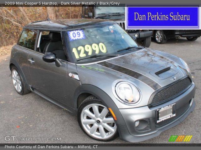 2009 Mini Cooper S Hardtop in Dark Silver Metallic