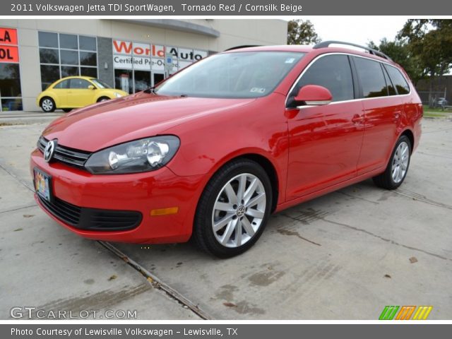 2011 Volkswagen Jetta TDI SportWagen in Tornado Red