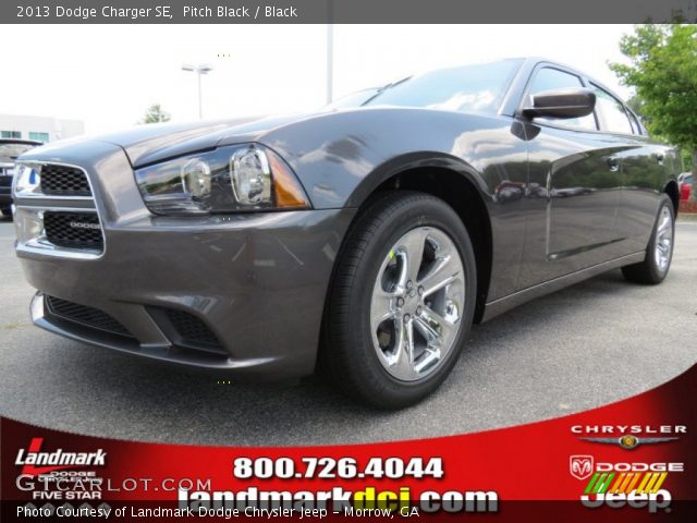 2013 Dodge Charger SE in Pitch Black