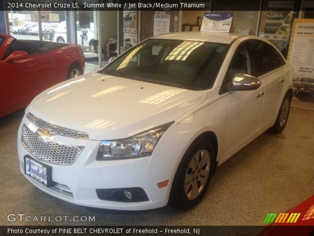 2014 Chevrolet Cruze LS in Summit White