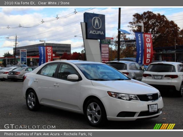 2010 Kia Forte EX in Clear White