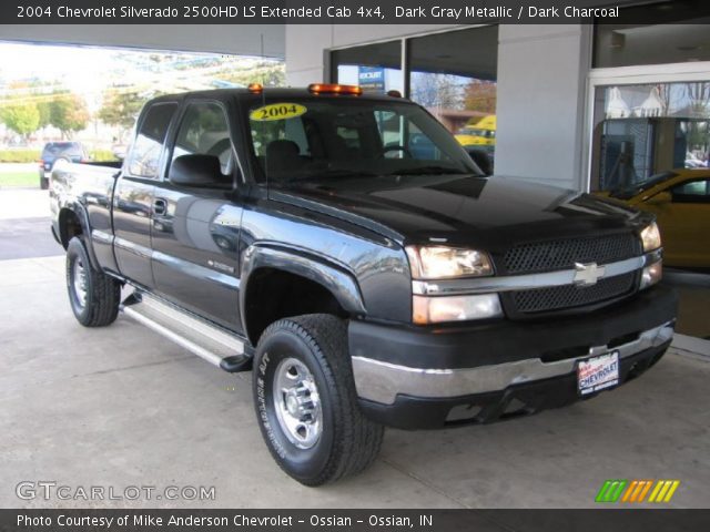 2004 Chevrolet Silverado 2500HD LS Extended Cab 4x4 in Dark Gray Metallic