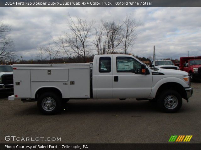 2014 Ford F250 Super Duty XL SuperCab 4x4 Utility Truck in Oxford White