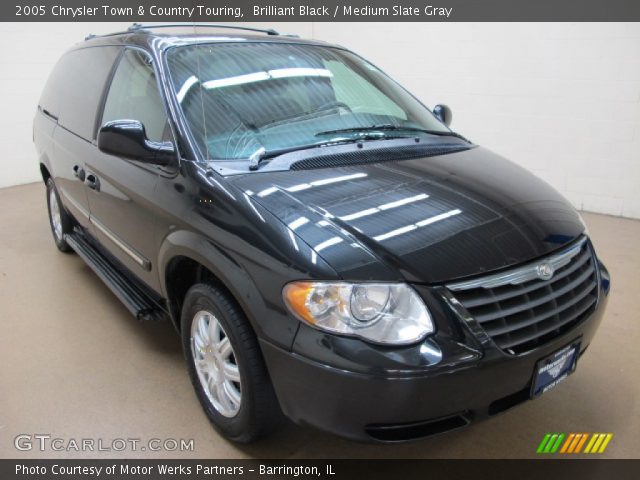 2005 Chrysler Town & Country Touring in Brilliant Black