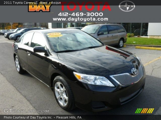 2011 Toyota Camry LE in Black