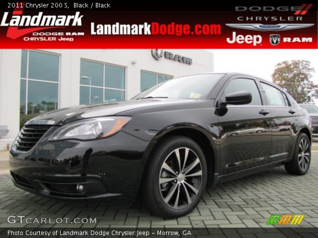 2011 Chrysler 200 S in Black