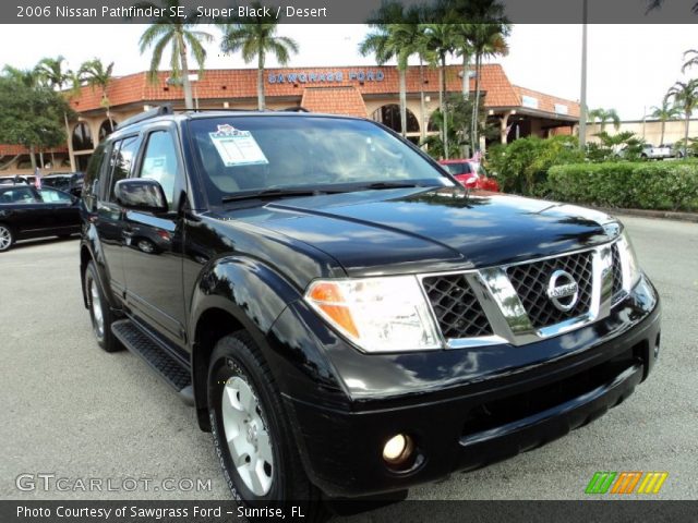 2006 Nissan Pathfinder SE in Super Black