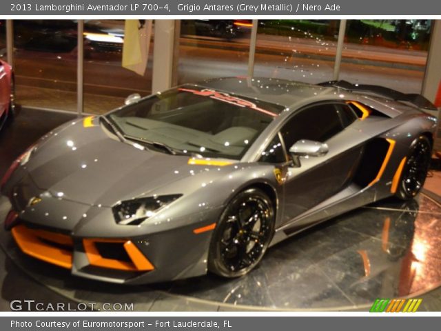 2013 Lamborghini Aventador LP 700-4 in Grigio Antares (Grey Metallic)