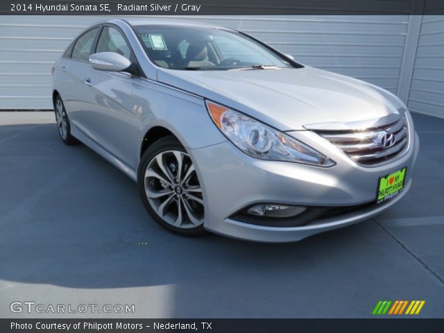 2014 Hyundai Sonata SE in Radiant Silver