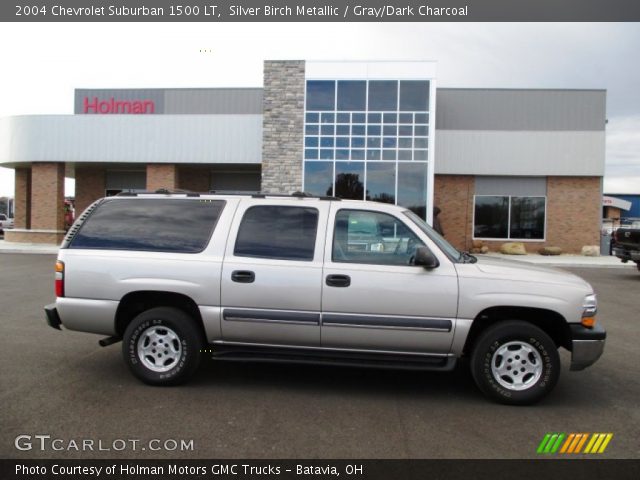 2004 Chevrolet Suburban 1500 LT in Silver Birch Metallic
