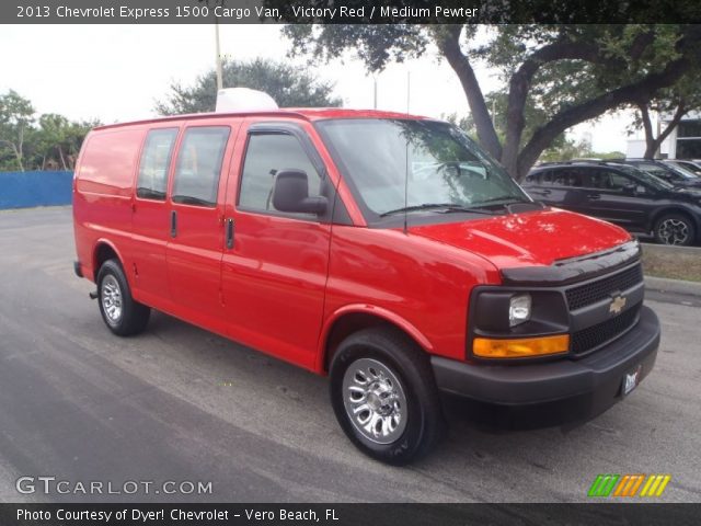 2013 Chevrolet Express 1500 Cargo Van in Victory Red
