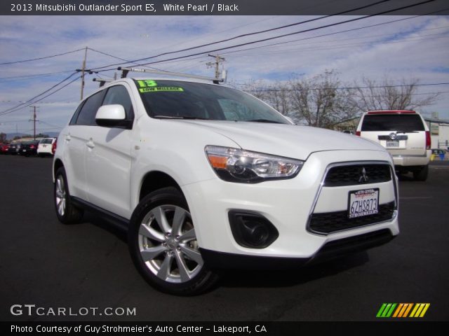 2013 Mitsubishi Outlander Sport ES in White Pearl