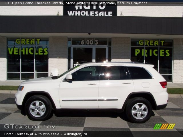 2011 Jeep Grand Cherokee Laredo in Stone White